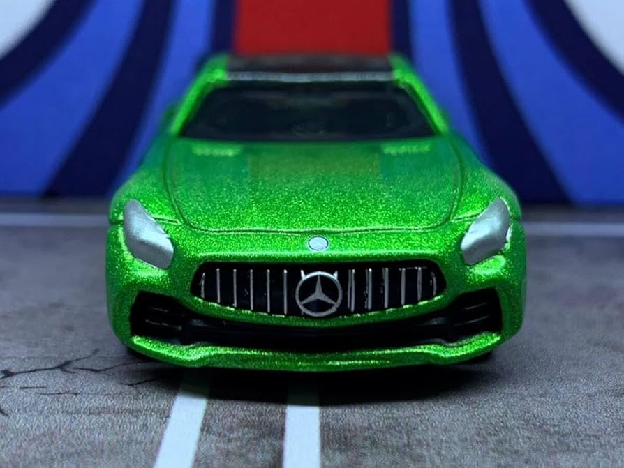 Amazon.co.jp: トミカ ベンツ AMG GT-R マット緑M ホット